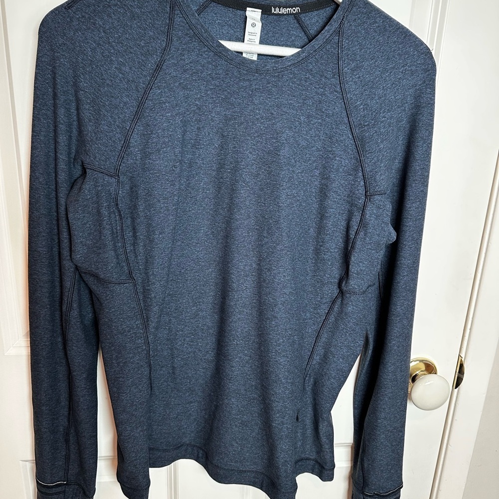 lululemon athletica women’s Dark Blue Long Sleeve Tee